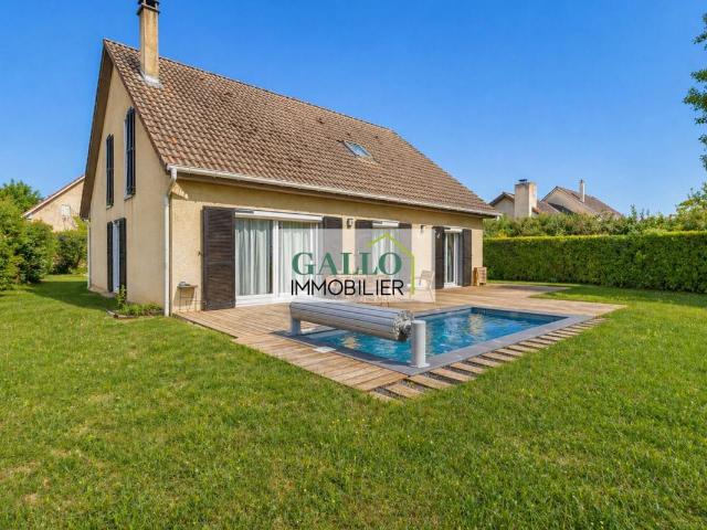 Maison 5 pièces 142 m²