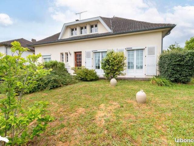 Maison 5 pièces 142 m²