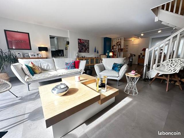 Maison 5 pièces 142 m²