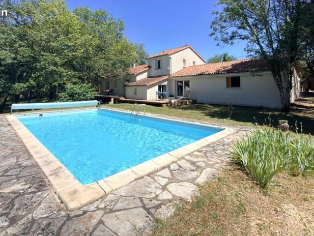 Maison 5 pièces 142 m²