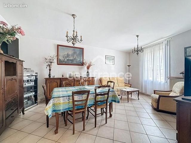 Maison 5 pièces 142 m²