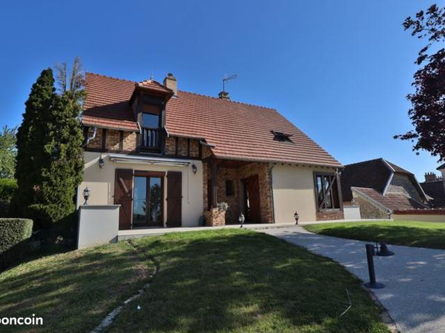 Maison 5 pièces 142 m²
