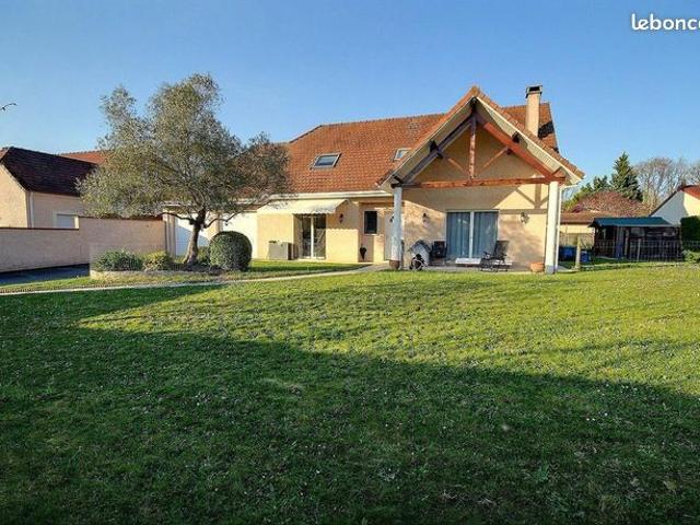 Maison 5 pièces 142 m²