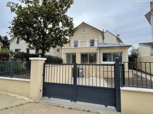 Maison 5 pièces 142 m²