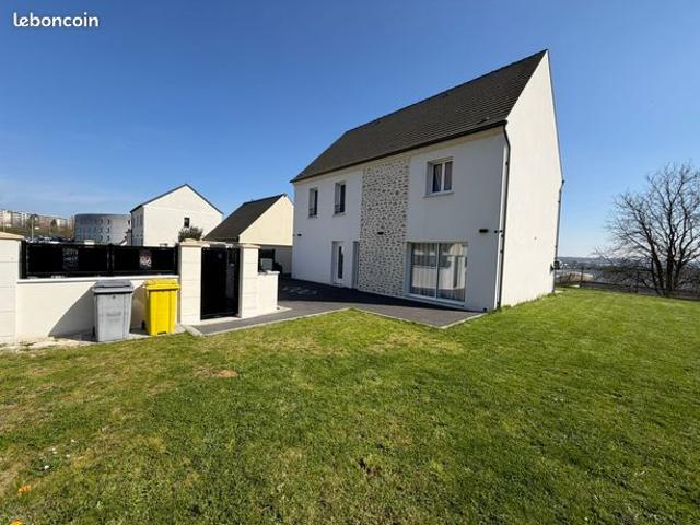 Maison 5 pièces 142 m²