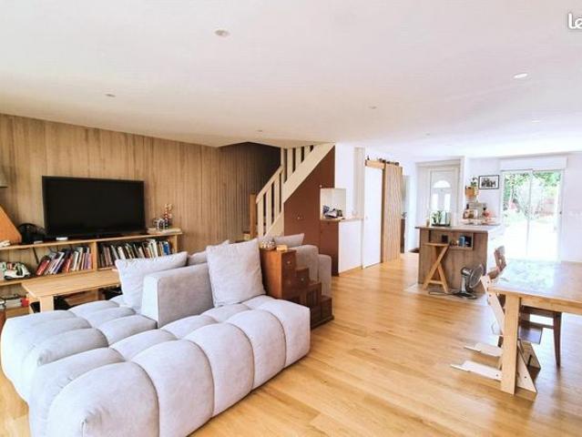 Maison 5 pièces 142 m²