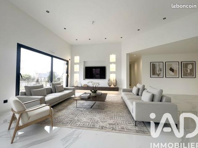 Maison 5 pièces 142 m²