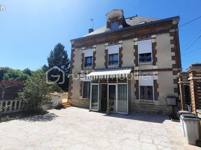 Maison 5 pièces 142 m²