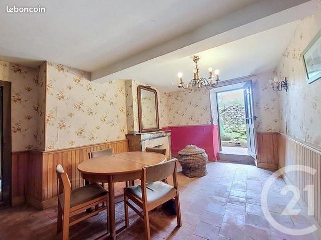 Maison 5 pièces 142 m²