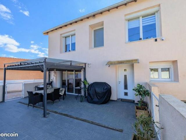 Maison 5 pièces 142 m²