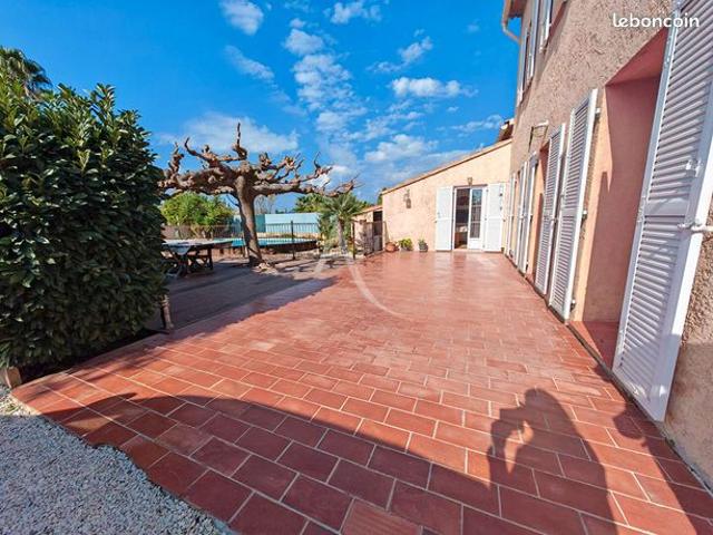 Maison 5 pièces 142 m²