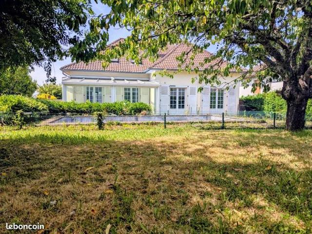 Maison 5 pièces 142 m²