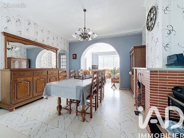 Maison 5 pièces 142 m²
