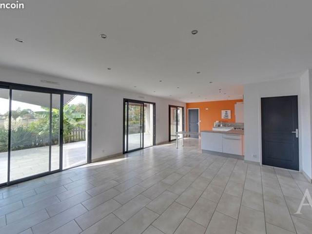 Maison 5 pièces 142 m²