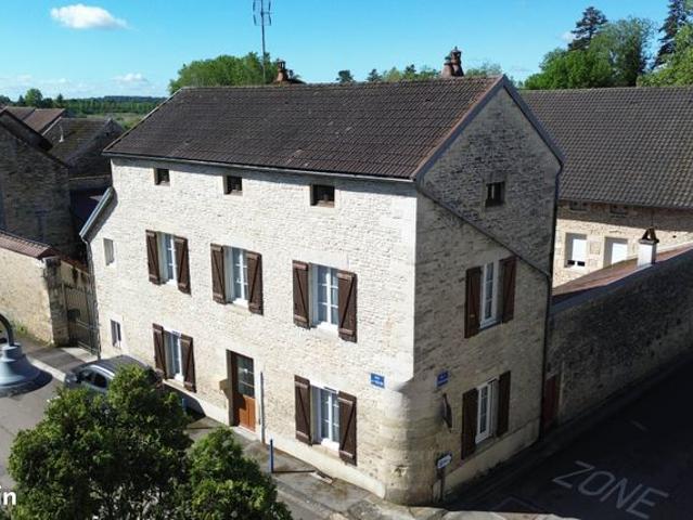 Maison 5 pièces 142 m²