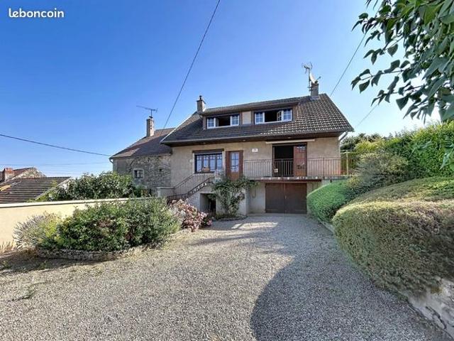Maison 5 pièces 142 m²