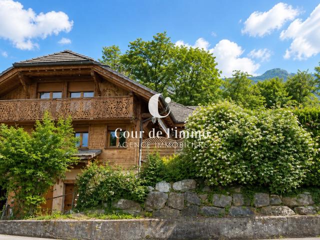 Maison 5 pièces 142 m²