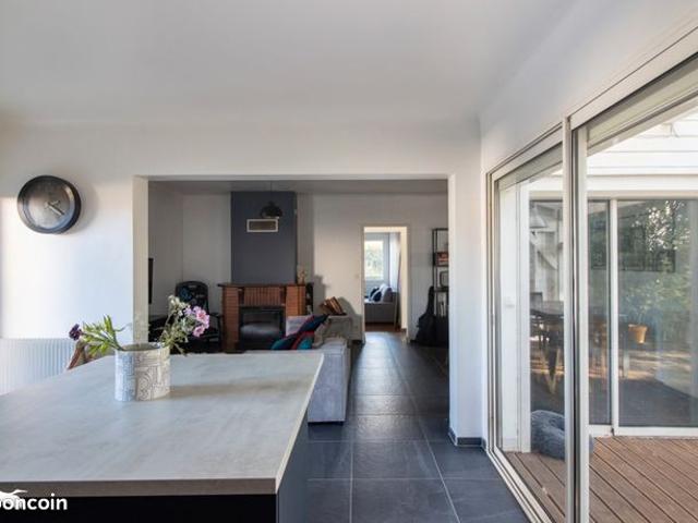 Maison 5 pièces 142 m²