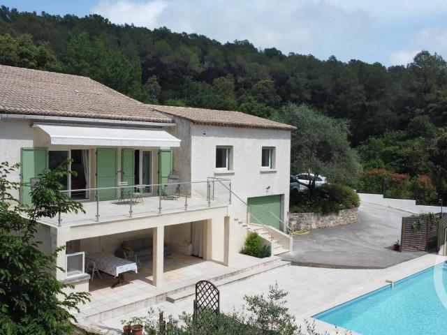 Maison 5 pièces 142 m²