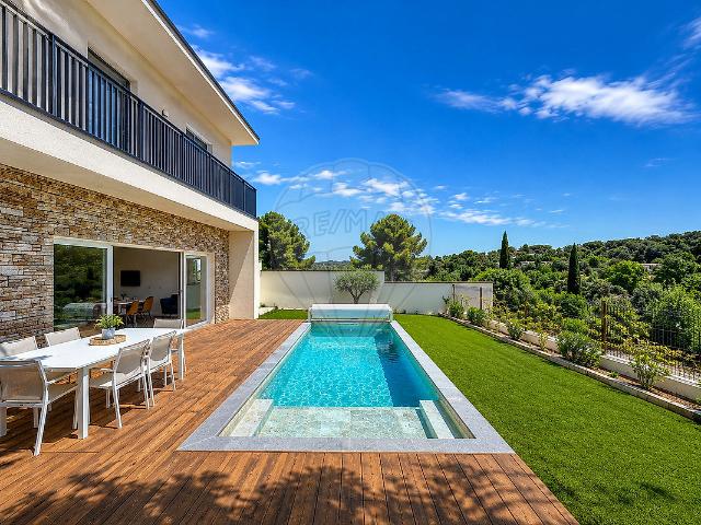 Maison 5 pièces 142 m²