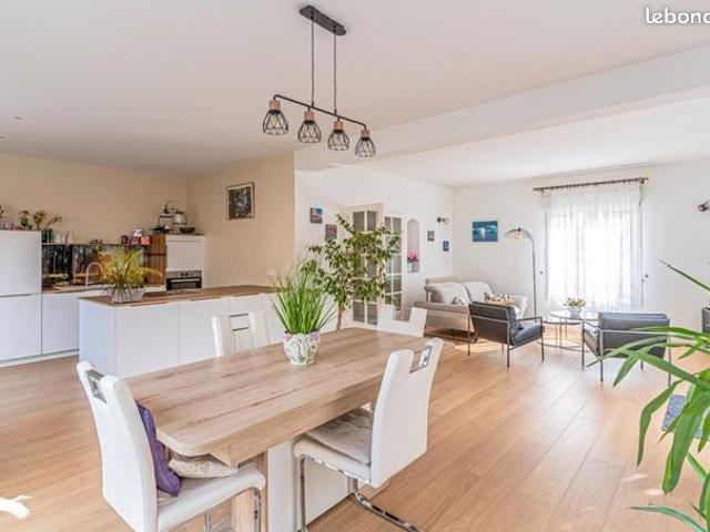 Maison 5 pièces 142 m²