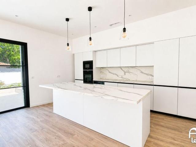 Maison 5 pièces 142 m²