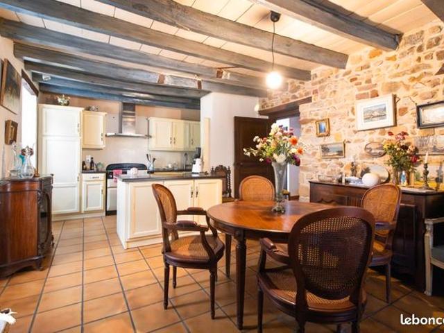 Maison 5 pièces 142 m²