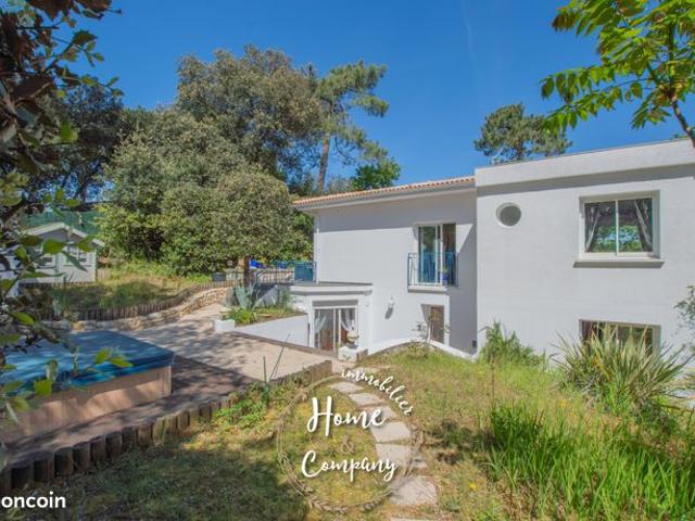 Maison 5 pièces 142 m²