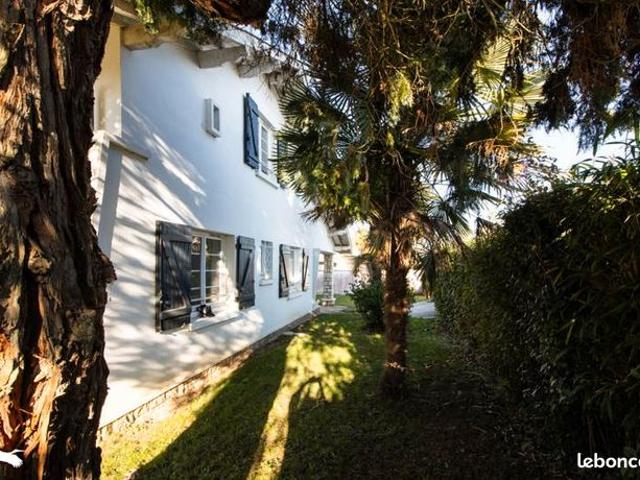 Maison 5 pièces 142 m²