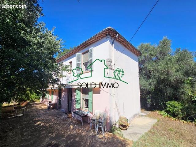 Maison 5 pièces 142 m²