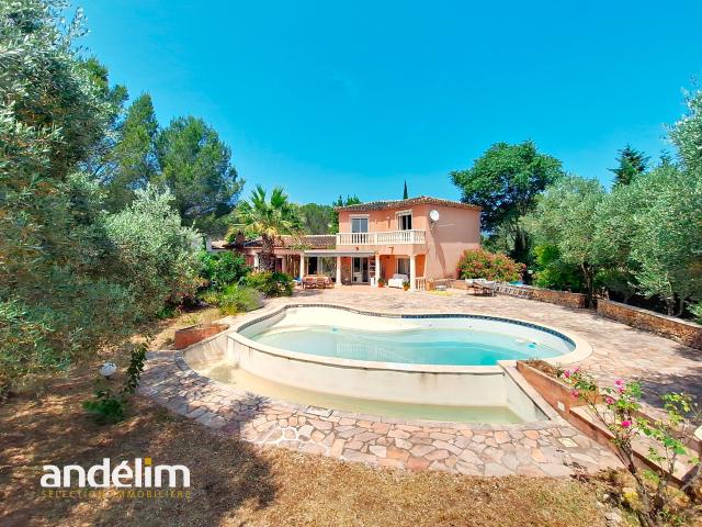 Maison 5 pièces 142 m²