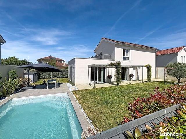 Maison 5 pièces 142 m²