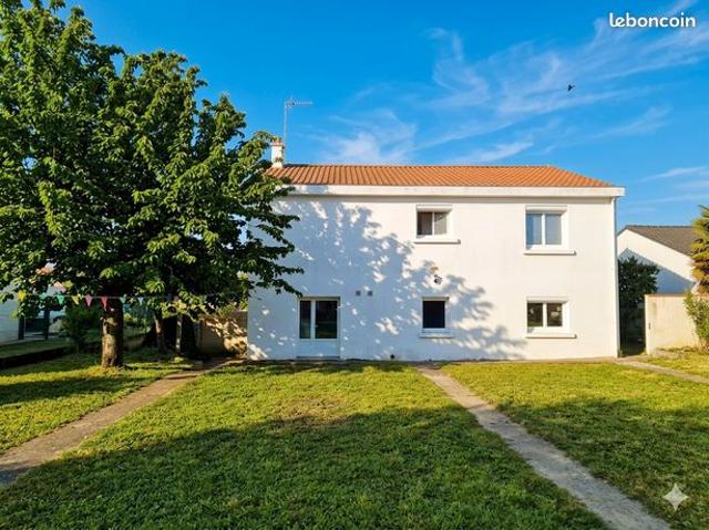 Maison 5 pièces 142 m²