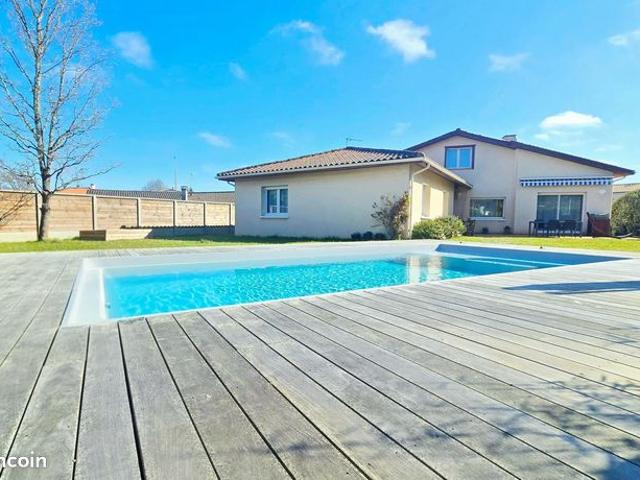Maison 5 pièces 142 m²