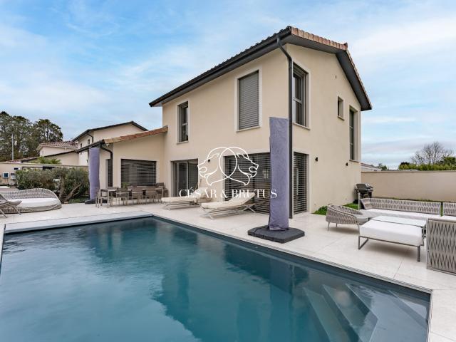 Maison 6 pièces 143 m²