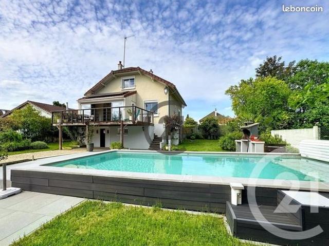 Maison 5 pièces 143 m²