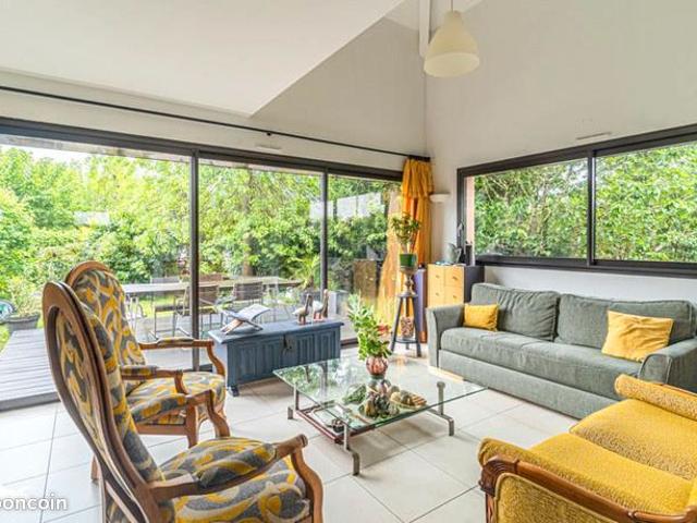 Maison 5 pièces 143 m²