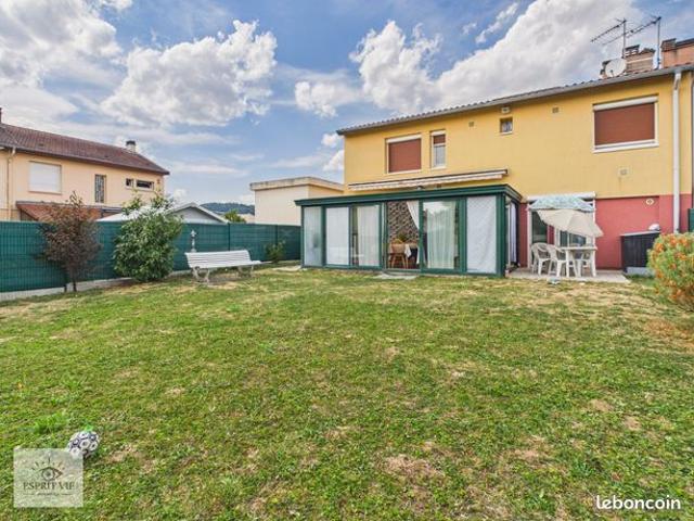 Maison 5 pièces 143 m²
