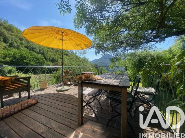 Maison 5 pièces 143 m²