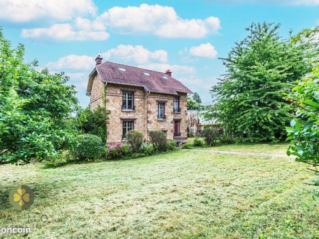 Maison 5 pièces 143 m²