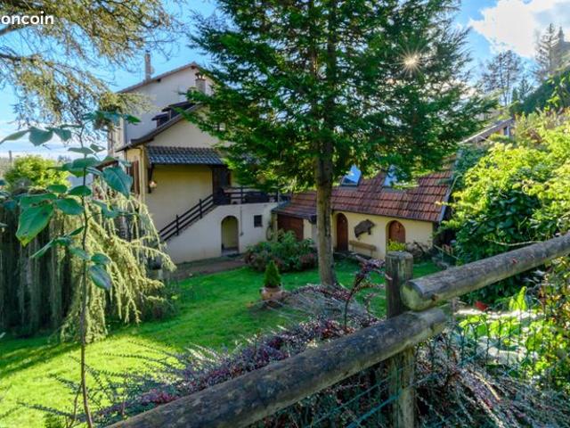 Maison 5 pièces 143 m²