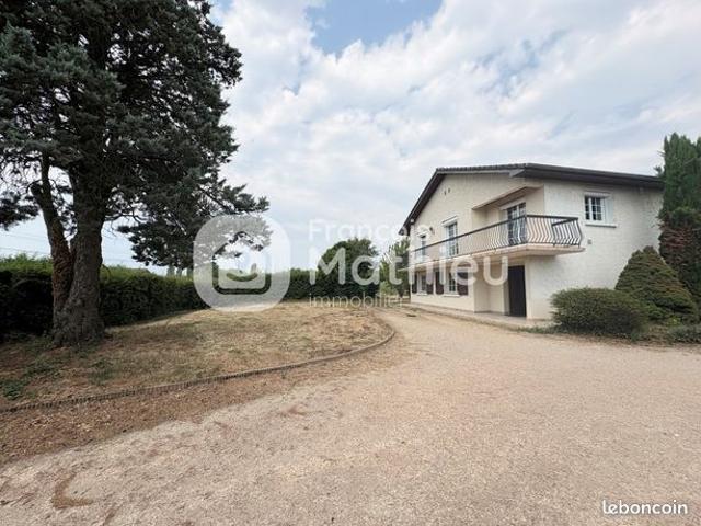 Maison 5 pièces 143 m²