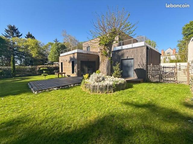 Maison 5 pièces 143 m²