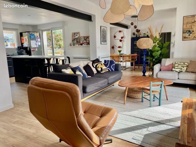 Maison 5 pièces 143 m²