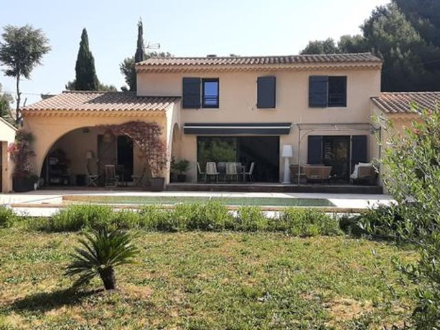 Maison 5 pièces 136 m²