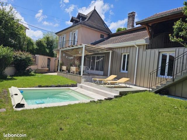 Maison 5 pièces 143 m²