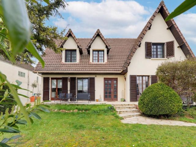 Maison 5 pièces 143 m²