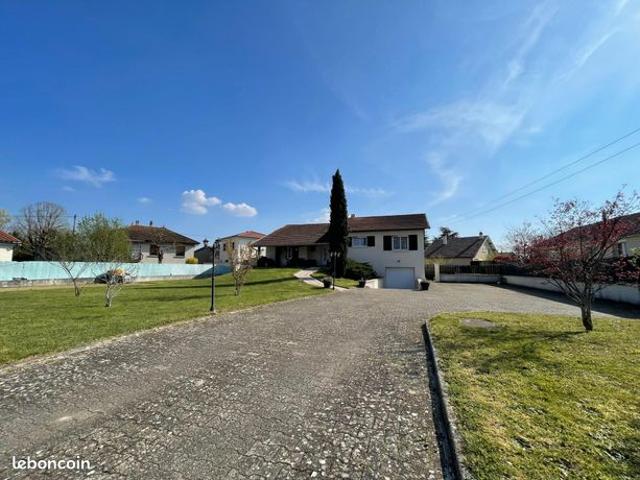 Maison 5 pièces 143 m²