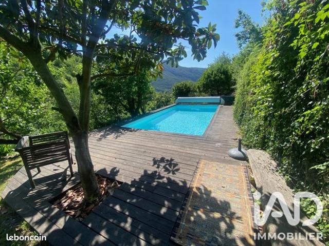 Maison 5 pièces 143 m²