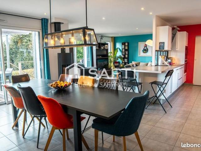 Maison 5 pièces 143 m²